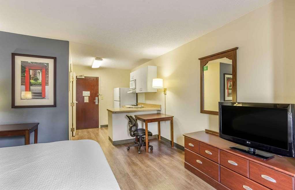 Extended Stay America Select Suites - Philadelphia - Malvern - Great Valley Room photo